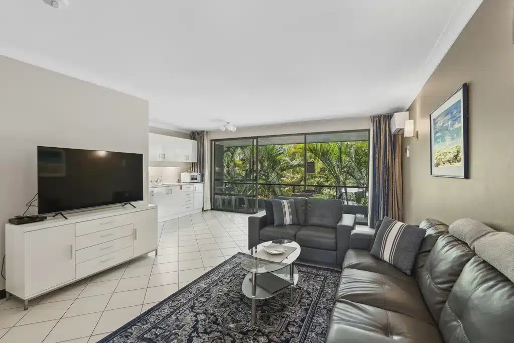 One bedroom living dining area